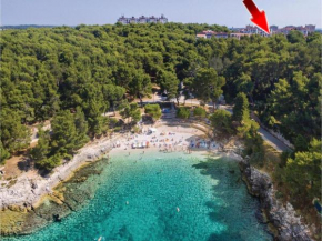 Blue Gortanova Bay, Pula